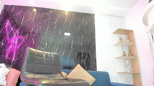 Nini Beyker online show from March 2026 12:27:02 PM