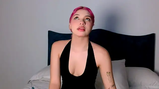 angelinhaaa online show from November 2025 12:31:02 AM