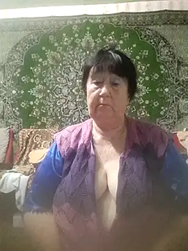 CrystalLime6411 online show from September 2025 06:08:02 PM