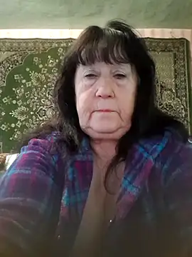 CrystalLime6411 online show from October 2025 05:05:01 AM