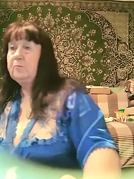 CrystalLime6411 online show from April 2026 05:25:01 PM