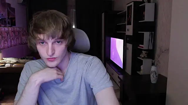 Playersuperstar online show from April 2026 06:49:02 PM