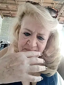 Belladama61 online show from October 2025 12:05:01 PM