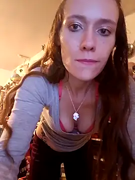 Wonderland97 online show from December 2025 04:10:02 AM