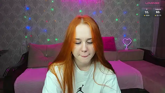 Molly Kitty online show from September 2025 03:21:02 AM