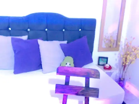 SamantaSweett  online show from September 2025 12:49:01 PM