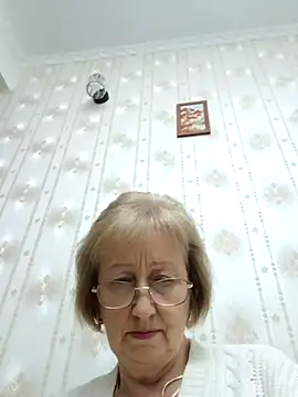 AlikaSwan5821 online show from November 2025 07:24:01 PM