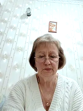 AlikaSwan5821 online show from February 2026 08:24:01 PM