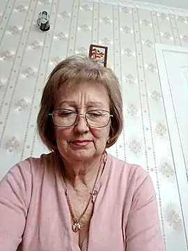 AlikaSwan5821 online show from March 2026 11:45:02 AM