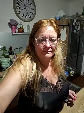 Misspapillon1840 online show from November 2025 06:27:01 AM