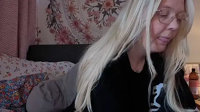 Snapshot of Daisyxoxo_ chatting on March 2026 09:48:01 AM Daisyxoxo online show from March 2026 09:48:01 AM