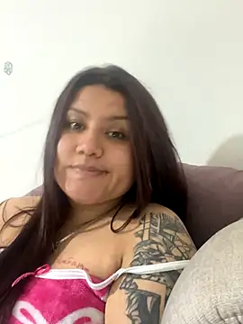 naomy26 online show from November 2025 03:50:02 AM