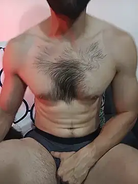 Enzo-wolf33 online show from June 2026 10:38:02 PM