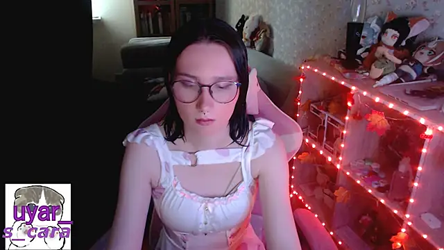 Snapshot of s_cara chatting on October 2025 02:14:02 PM s cara online show from October 2025 02:14:02 PM