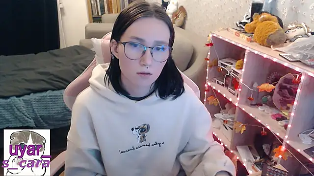 Snapshot of s_cara chatting on November 2025 04:29:02 PM s cara online show from November 2025 04:29:02 PM