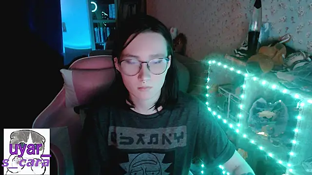 Snapshot of s_cara chatting on November 2025 01:33:01 PM s cara online show from November 2025 01:33:01 PM