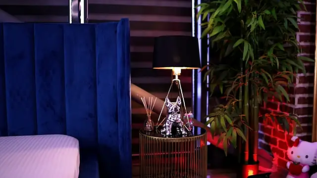 MillaSerene online show from March 2026 05:53:01 AM