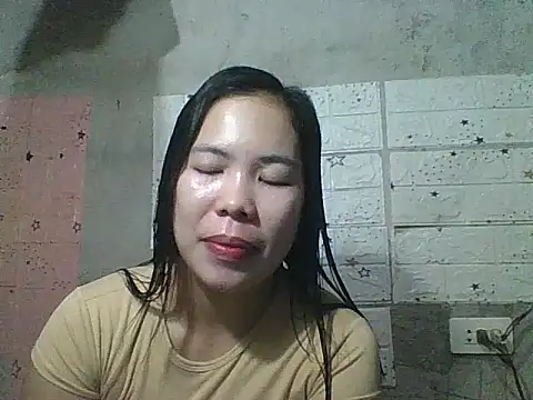 Snapshot of pinaysinglemommm chatting on October 2025 08:37:02 PM pinaysinglemommm online show from October 2025 08:37:02 PM
