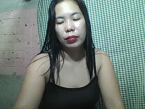 Snapshot of pinaysinglemommm chatting on November 2025 08:16:01 PM pinaysinglemommm online show from November 2025 08:16:01 PM