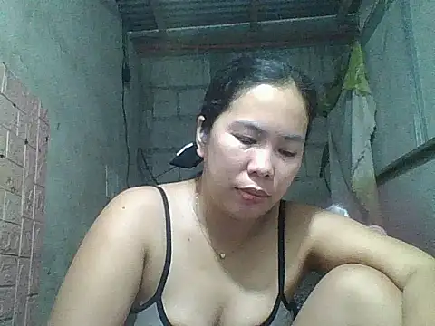 Snapshot of pinaysinglemommm chatting on February 2026 08:13:02 AM pinaysinglemommm online show from February 2026 08:13:02 AM