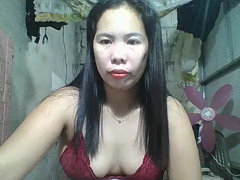 Snapshot of pinaysinglemommm chatting on February 2026 09:09:02 PM pinaysinglemommm online show from February 2026 09:09:02 PM