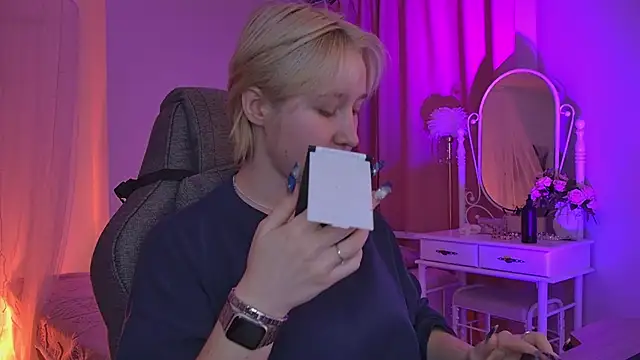 CinBellamy online show from December 2025 05:26:01 AM