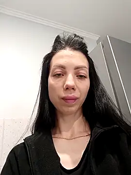 Princessa99885 online show from October 2025 05:52:01 AM