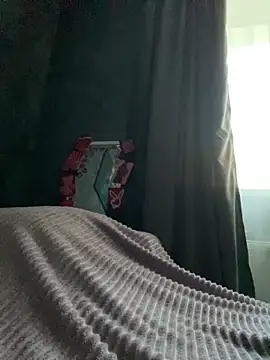 FavoriteKira online show from October 2025 02:18:02 PM