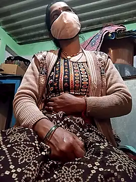 MISS LOVE 001 online show from December 2025 06:14:02 PM