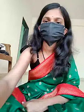 Shivani2002 online show from January 2026 09:35:02 AM