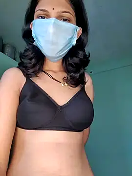 Shivani2002 online show from February 2026 03:07:02 AM