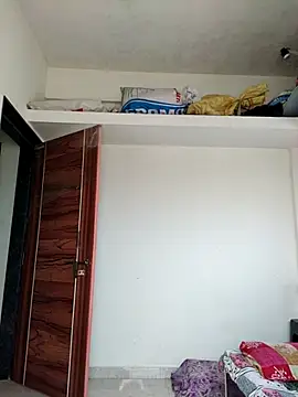 Shivani2002 online show from March 2026 09:12:02 AM