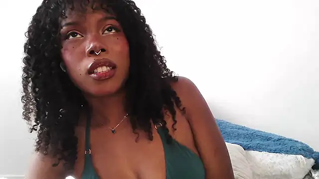 SparklingSoleil online show from September 2025 06:35:01 PM