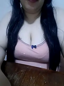 Madam-bezoul- online show from October 2025 09:35:02 PM