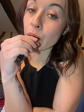 Snapshot of Toto-pika chatting on February 2026 12:03:01 PM Toto-pika online show from February 2026 12:03:01 PM