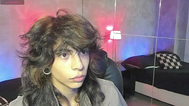 Dereck Manson online show from November 2025 11:10:03 AM