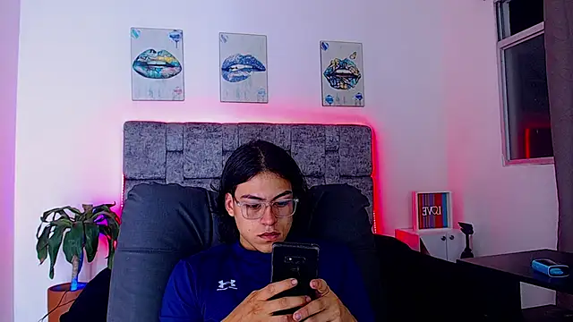 dirty model online show from September 2025 04:03:01 AM