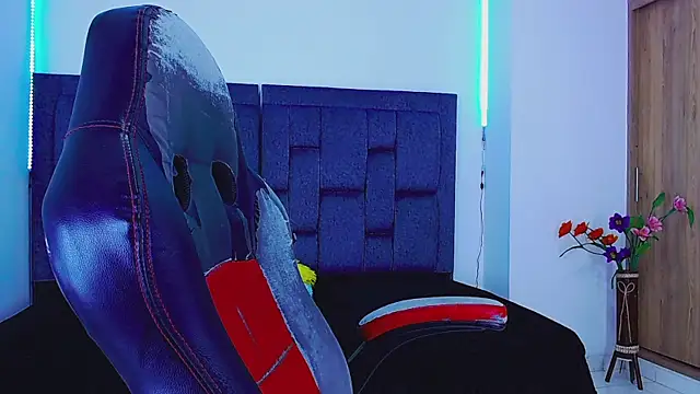 dirty model online show from October 2025 04:04:01 AM