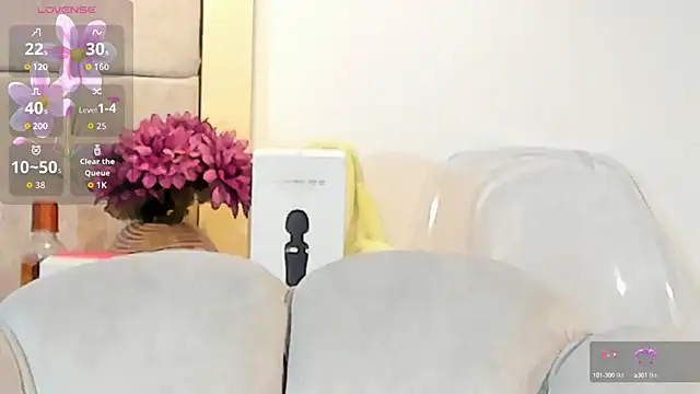 VioletHilton online show from September 2025 08:20:02 PM