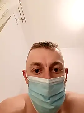 Adamggg98 online show from November 2025 03:13:02 PM