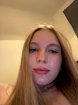 bbysonia online show from November 2025 10:09:01 PM