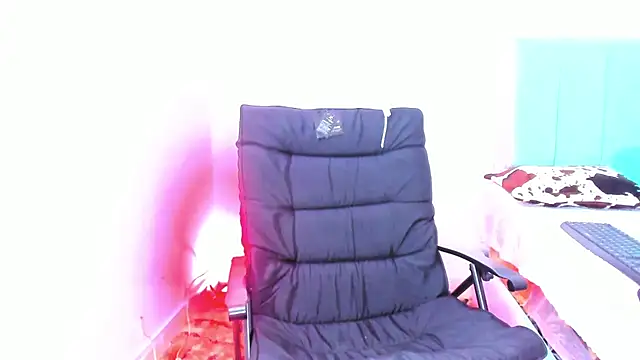 penelopestar 2 online show from October 2025 02:55:02 AM