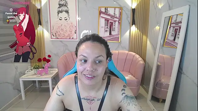 Jade Jones a online show from December 2025 04:17:01 AM