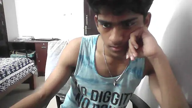 kjohn20 online show from October 2025 08:01:01 AM