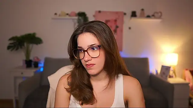 kissie cat online show from February 2026 02:13:01 PM