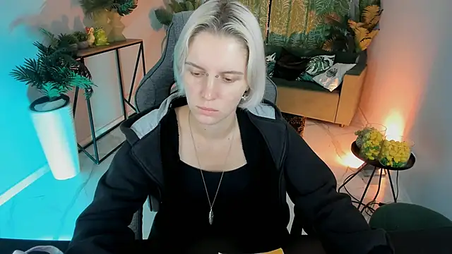 BethanyCloud online show from October 2025 02:21:01 AM