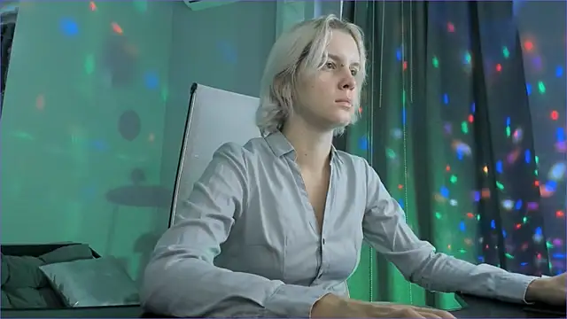 BethanyCloud online show from October 2025 05:22:01 AM