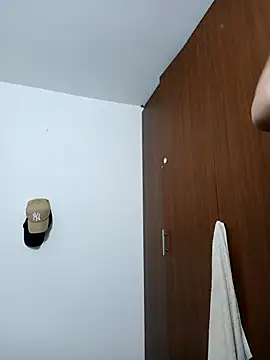 Carl Strip online show from December 2025 10:13:01 AM