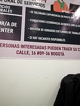 Mia-Glow online show from December 2025 11:59:01 AM