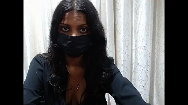 Snapshot of _kamyaa09 chatting on May 2026 08:08:01 AM kamyaa09 online show from May 2026 08:08:01 AM